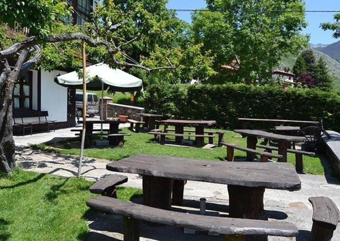 Hotel Restaurante La Carasca Orlé Εξωτερικό φωτογραφία