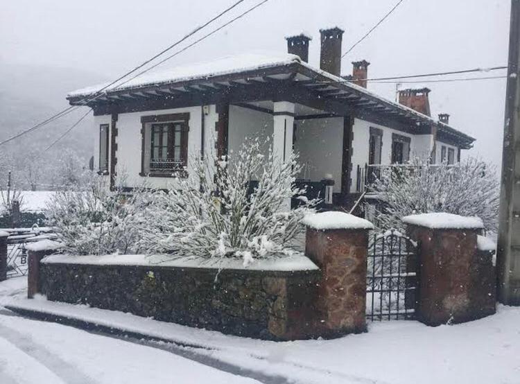 Hotel Restaurante La Carasca Orlé Εξωτερικό φωτογραφία